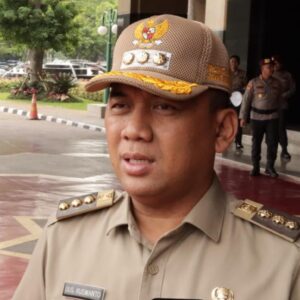 Penurunan Harga Beras di Jakarta Barat Mendapat Sambutan Positif