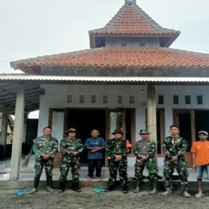 Dandim 0808/Blitar, Laksanakan Pengecekan Mushola Darul Huda Yang Sudah Selesai Di Renovasi