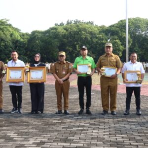 Pemkot Bekasi Serahkan Beberapa Penghargaan dan Kukuhkan Kepengurusan Forum Anak Kota Bekasi Tahun 2024 – 2025