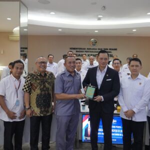 Menerima Kunjungan Kuliah Kerja Sespimti Polri, Menteri AHY Jelaskan Peran Kementerian ATR/BPN dalam Ketahanan Pangan dan Memberantas Kemiskinan