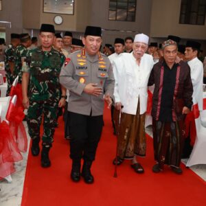 Kapolri dan Panglima Hadiri Doa Lintas Agama di Jatim