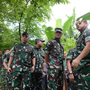 Pangdam III/Slw Dampingi Kasad Tinjau Eks Asrama Yonzipur 3/YW