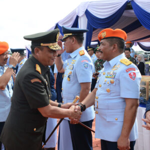 Pangdam III/Slw Hadiri Sertijab Dankoharmatau serta Dankopasgat