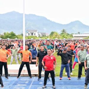 Pj Bupati Tapteng, Bupati dan Wakil Bupati Tapteng Terpilih , Ikuti Senam Pagi Jumat Sehat