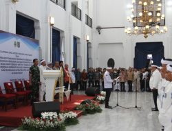 Pangdam III/Slw Hadiri Pelantikan DPD Apdesi Provinsi Jawa Barat di Gedung Sate