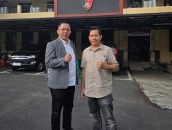 Rudi Memberikan Penjelasan Saat Konprensi pers di Polresta Bandung