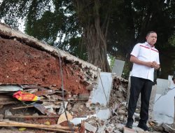 Tinjau Pembongkaran Bangunan Liar di Sekitar UNISMA, Wali Kota : Penertiban Dilakukan Demi Ketertiban dan Kenyamanan Kota