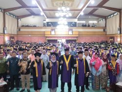 Wali Kota Bekasi Hadiri Wisuda Sekolah Lansia 2025: Apresiasi untuk Semangat dan Produktivitas Para Lansia