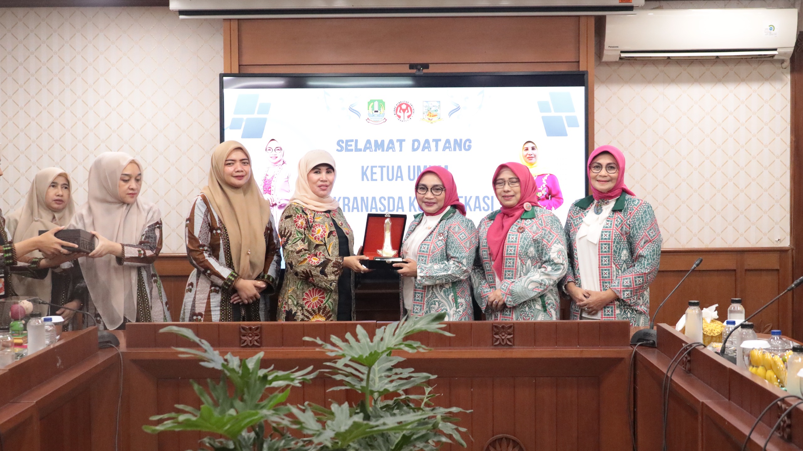 Dekranasda Kota Bekasi Studi Tiru ke Dekranasda Jakarta Selatan