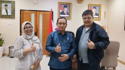 Ketua DPRD Kota Bekasi, Apresiasi SMSI Kota Bekasi Gelar Tasyakuran dan Santunan Anak Yatim