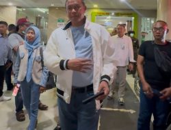 Usai Tinjau Lokasi, Wali Kota Bekasi Jenguk Korban Kecelakaan Kereta di RSUD Kota Bekasi